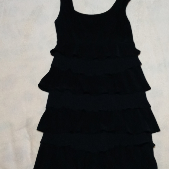 Dress - Picture 3 of 4